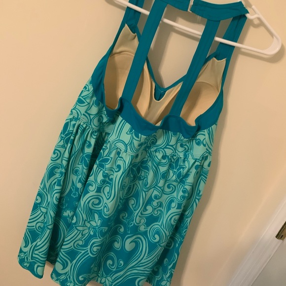 Swimsuit - Picture 5 of 9